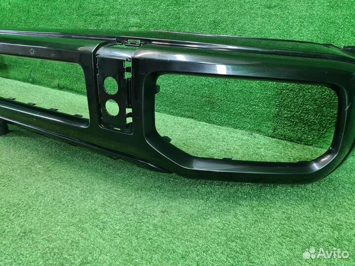 Бампер передний Mercedes-Benz G-Class