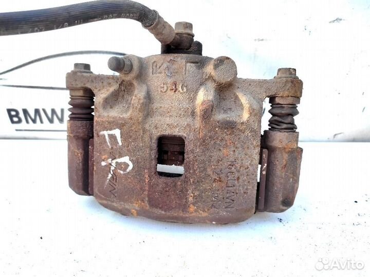 Суппорт передний правый (2001-2007) Suzuki Liana