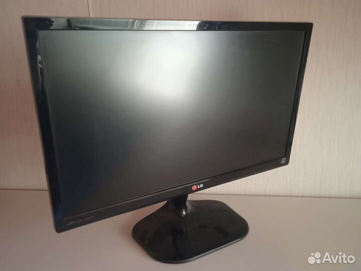 Монитор LG