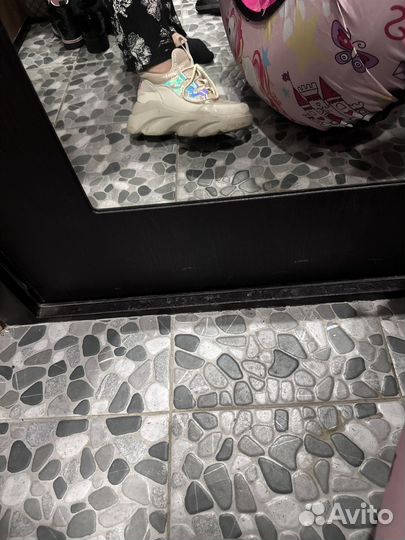 Кроссовки женские демисезонные