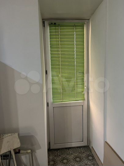 2-к. квартира, 48 м², 1/3 эт.