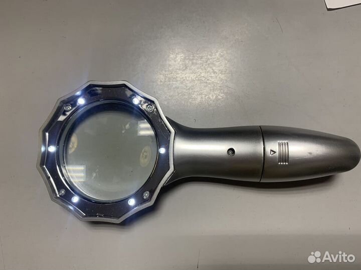 Увеличительная лупа с подсветкой 6х