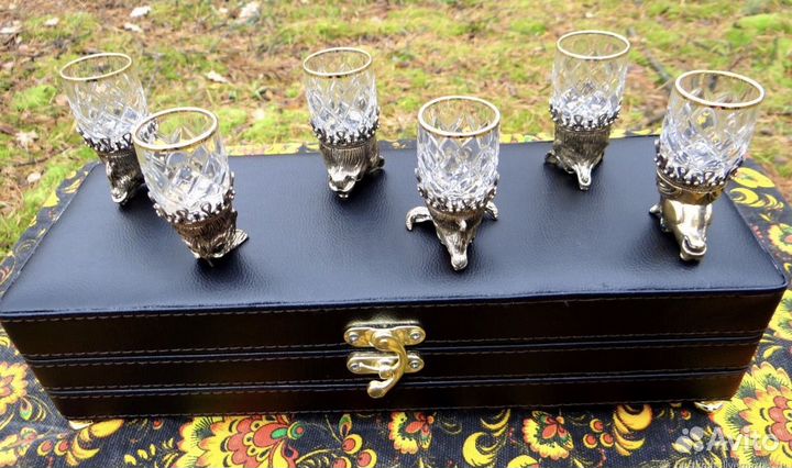 Набор хрустальных стопок