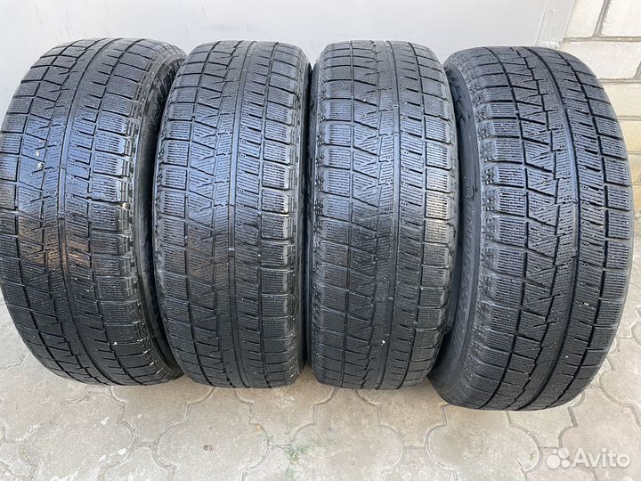 Bridgestone Blizzak Revo GZ 215/60 R16 95S