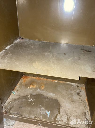 Сейф металлический