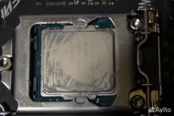 Intel i9-11900f