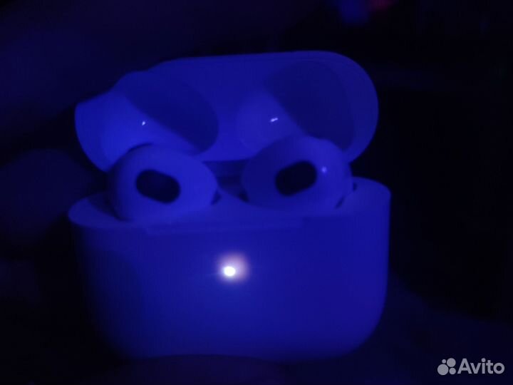 Наушники airPods pro 3