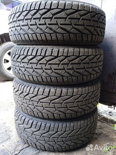 Kormoran Stud 2 205/55 R16