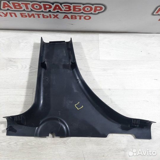 Накладка на стойку кузова правая LADA Granta седан