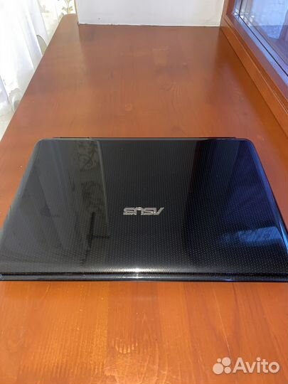 Ноутбук asus