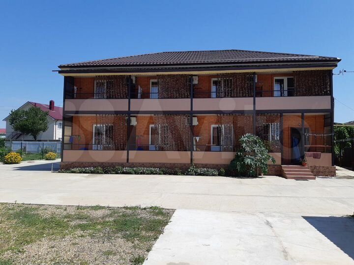 Комната 15 м² в 9-к., 2/2 эт.