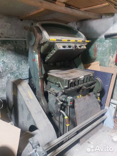 Вырубной пресс Виктория Геркулес