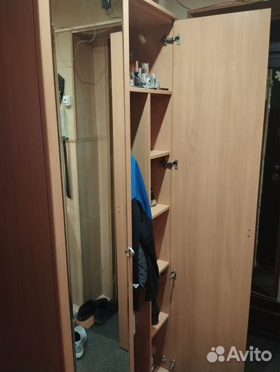 Шкаф в прихожую бу