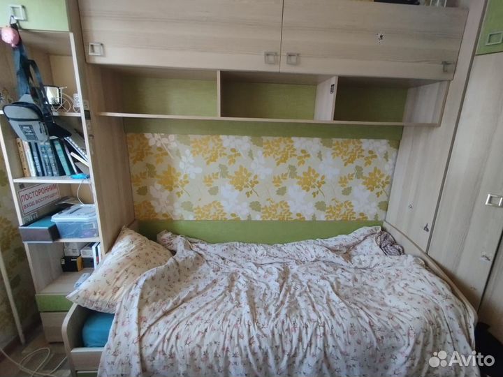 Спальный гарнитур бу