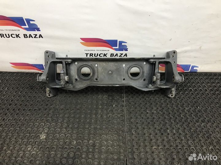 Траверса рамы поперечная Renault T, Volvo FH