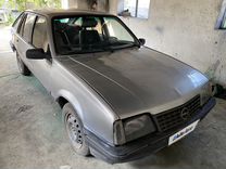 Opel Ascona 1.6 MT, 1984, 100 000 км, с пробегом, цена 300 000 руб.