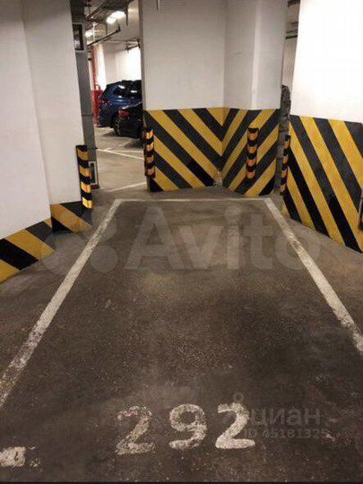 Машиноместо, 15 м²