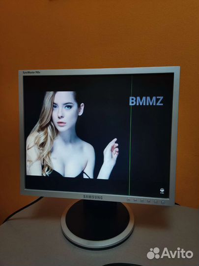 Монитор Samsung SyncMaster 740n