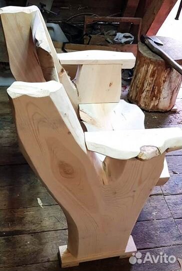 Стул деревянный