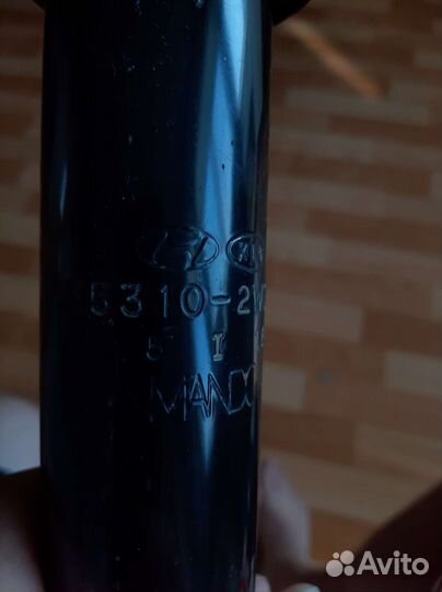 Амортизаторы заднии