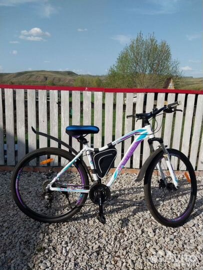 Велосипед -stels miss 7500