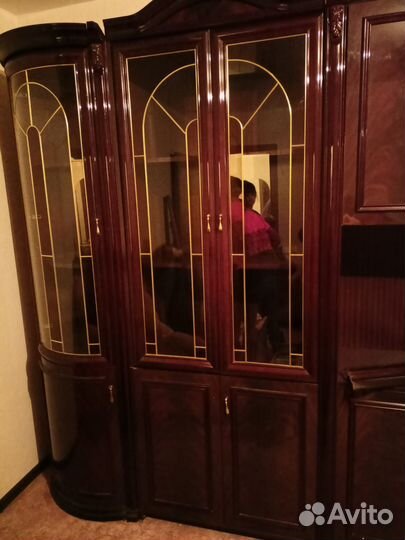 Стенка в гостиную бу
