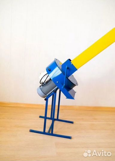 Измельчитель сена, травы и соломы Кубанец-300тр