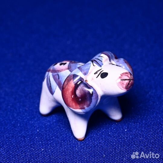 Фигурка из глины Баран