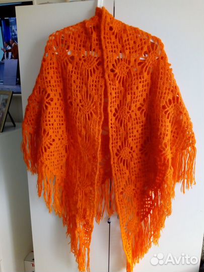 Платок-Шаль ажурная шерстяная ручной вязки новая