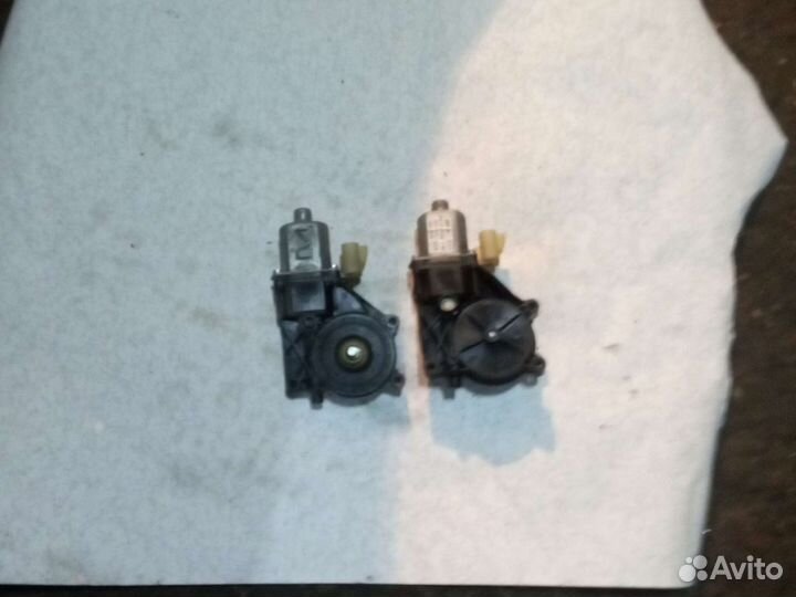 Моторчик стеклоподъёмника Шевроле Авео т300