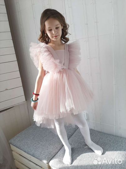 Нарядное платье