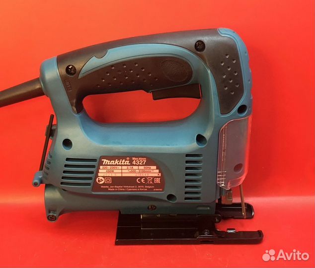 Электрический лобзик Makita 4327