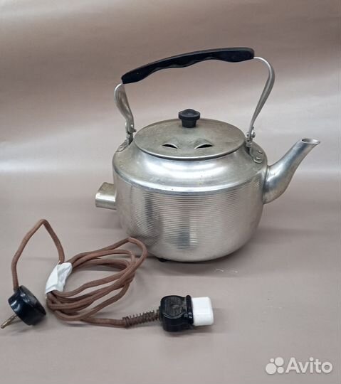 Чайник электрический из СССР