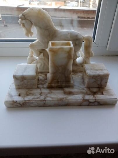 Старинная чернильница мрамор