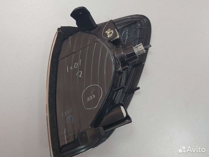 Указатель поворота Lexus LX470