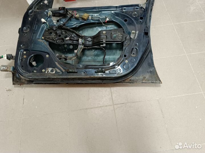 Дверь передняя правая Тойота Карина Е