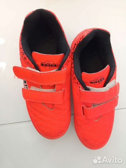 Футбольные бутсы