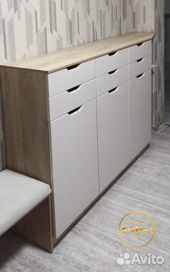 Тумба в зал