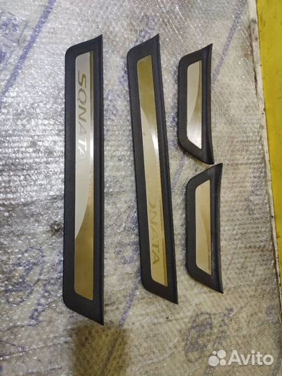 Задняя правая Накладка порога Hyundai Sonata 7 LF