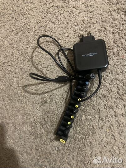 Универсальная зарядка для ноутбука