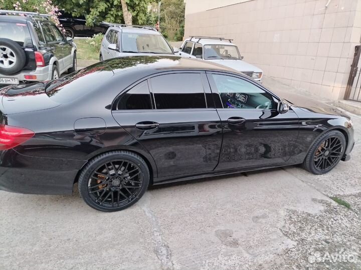 Трансфер Mercedes Benz