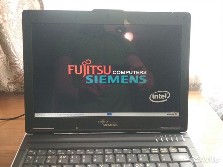 Ноутбук fujitsu siemens V3205