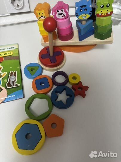 Развивающие игрушки пакетом