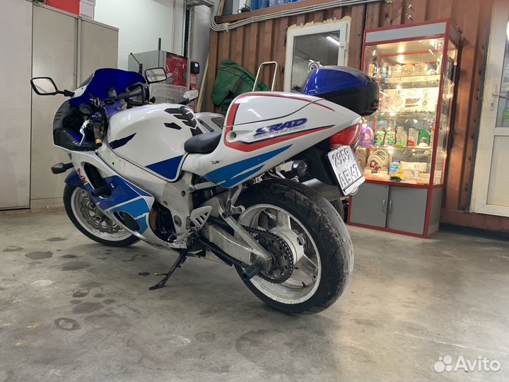 Suzuki gsx r 750 1997