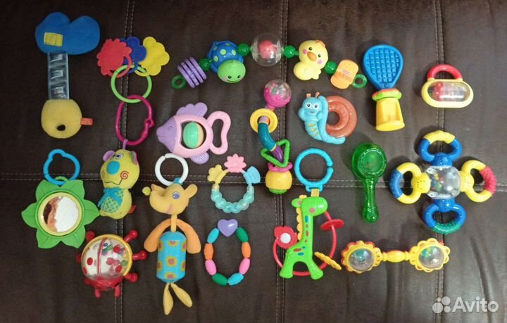 Развивающие игрушки погремушки пакетом