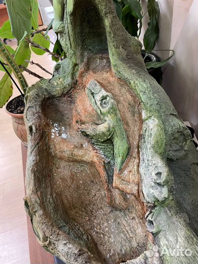 Декоративный фонтан садовый