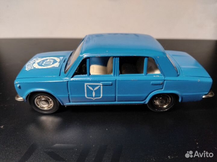 Модели автомобилей СССР ваз 2101 400 лет Саратову
