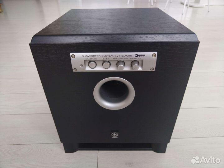 Сабвуфер yamaha