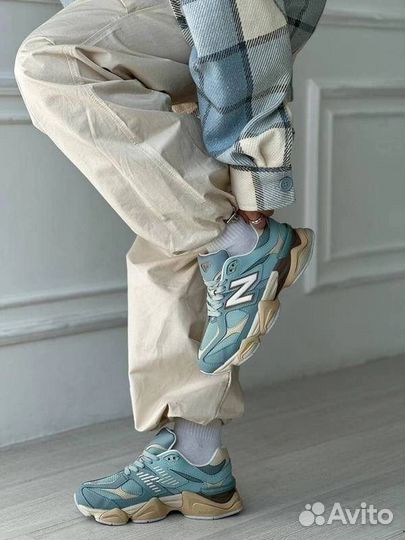 Кроссовки оптом