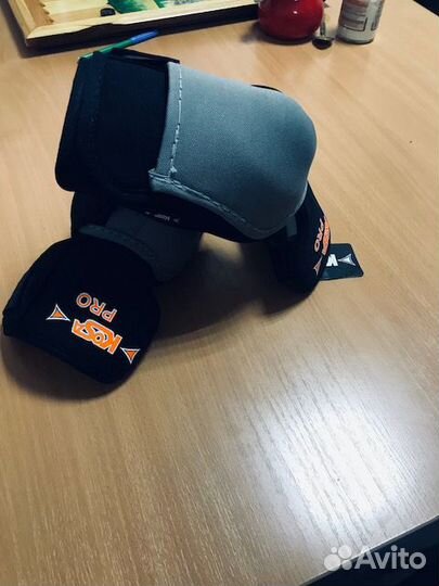 Налокотники для хоккея